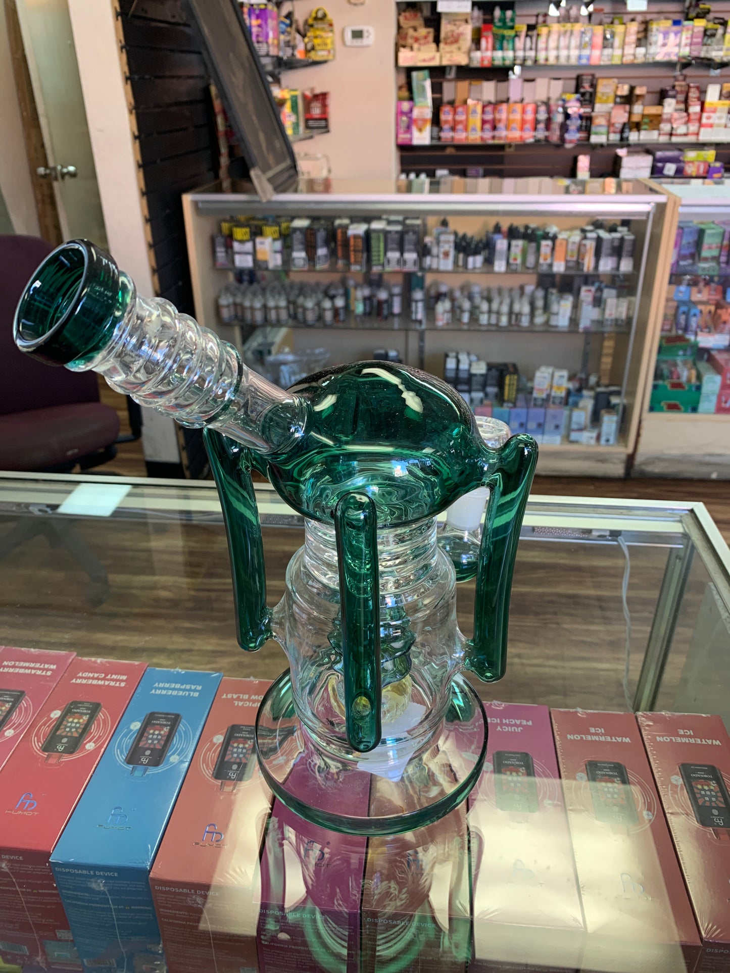 Gili Glass Bong