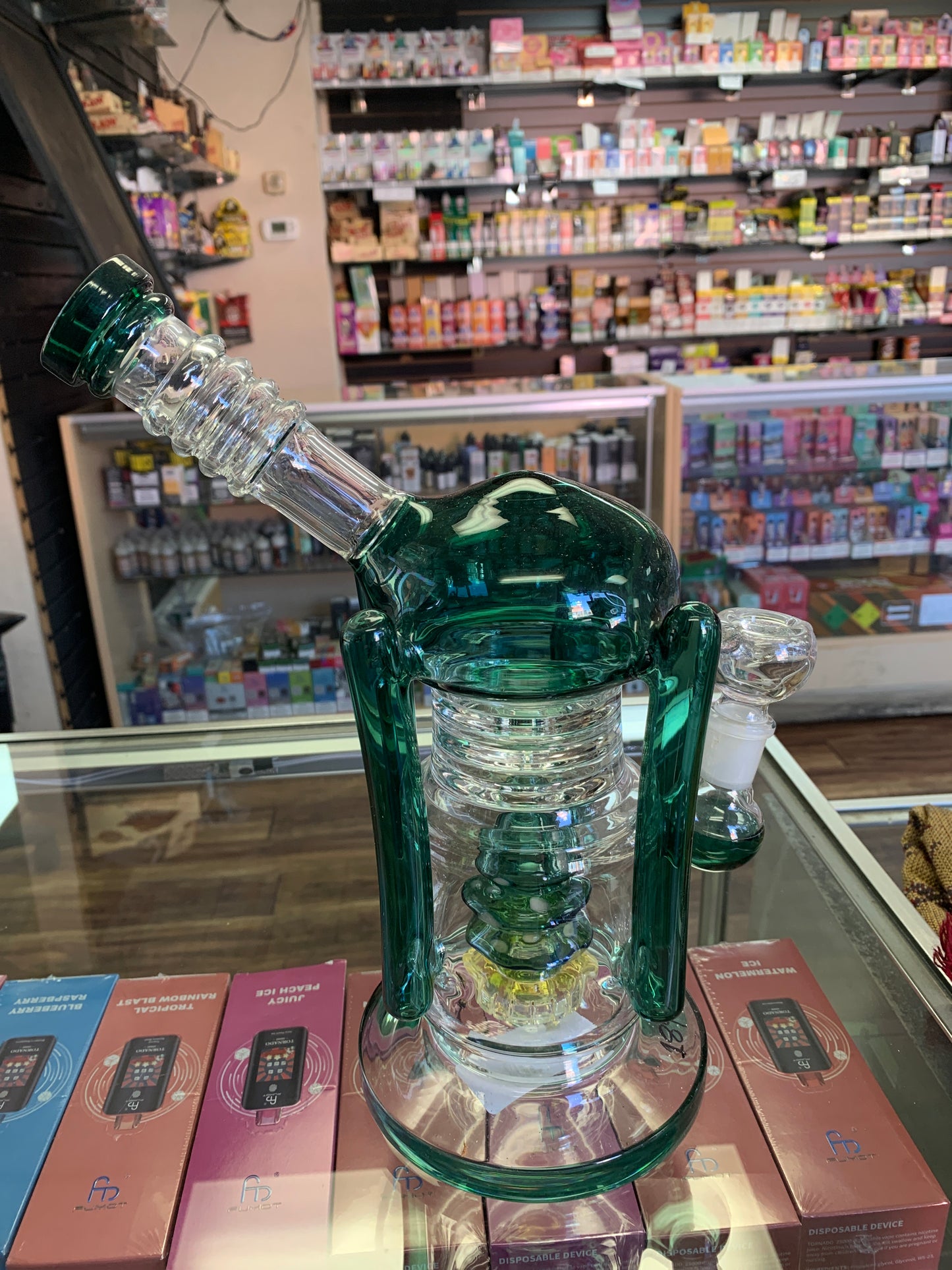 Gili Glass Bong
