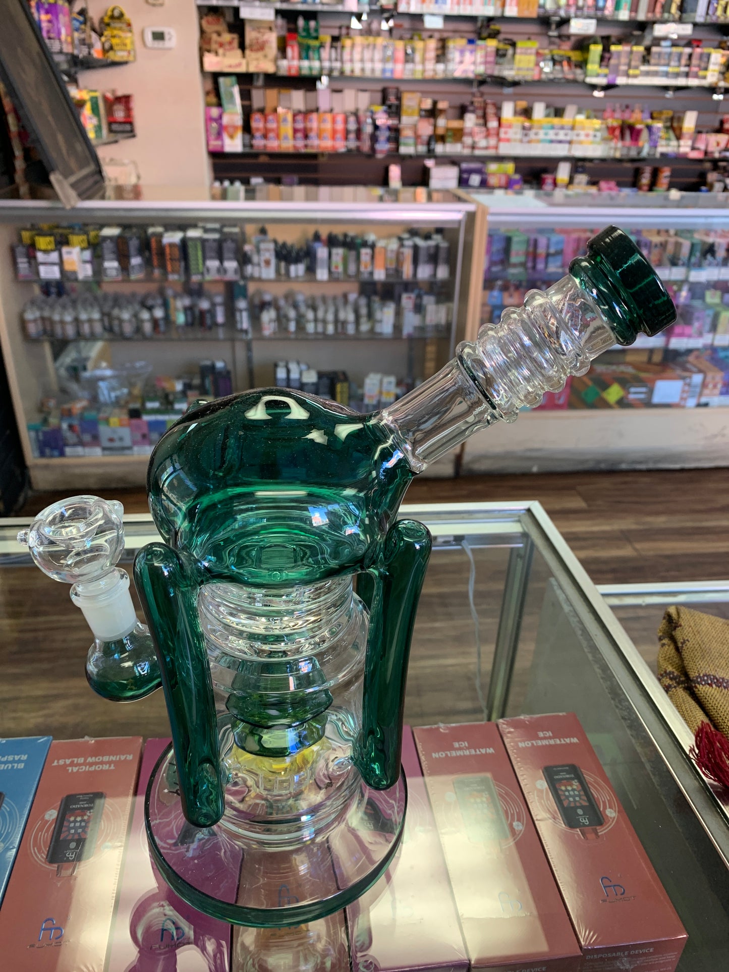Gili Glass Bong