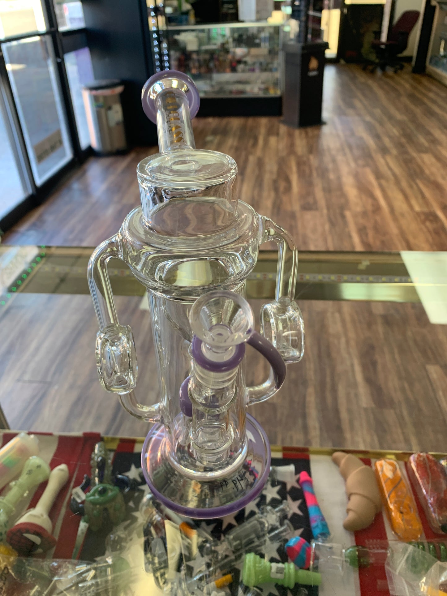 Gili Glass