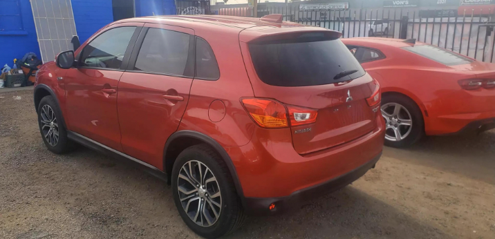 2017 Mitsubishi Outlander Sport LE Sport Utility 4D