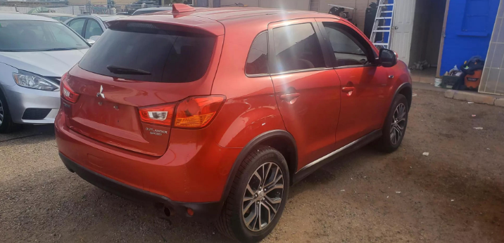 2017 Mitsubishi Outlander Sport LE Sport Utility 4D