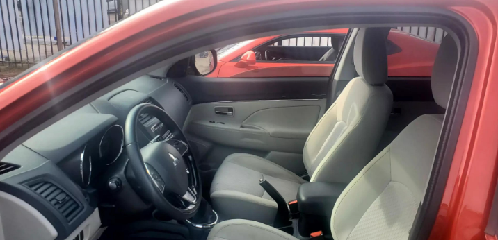 2017 Mitsubishi Outlander Sport LE Sport Utility 4D