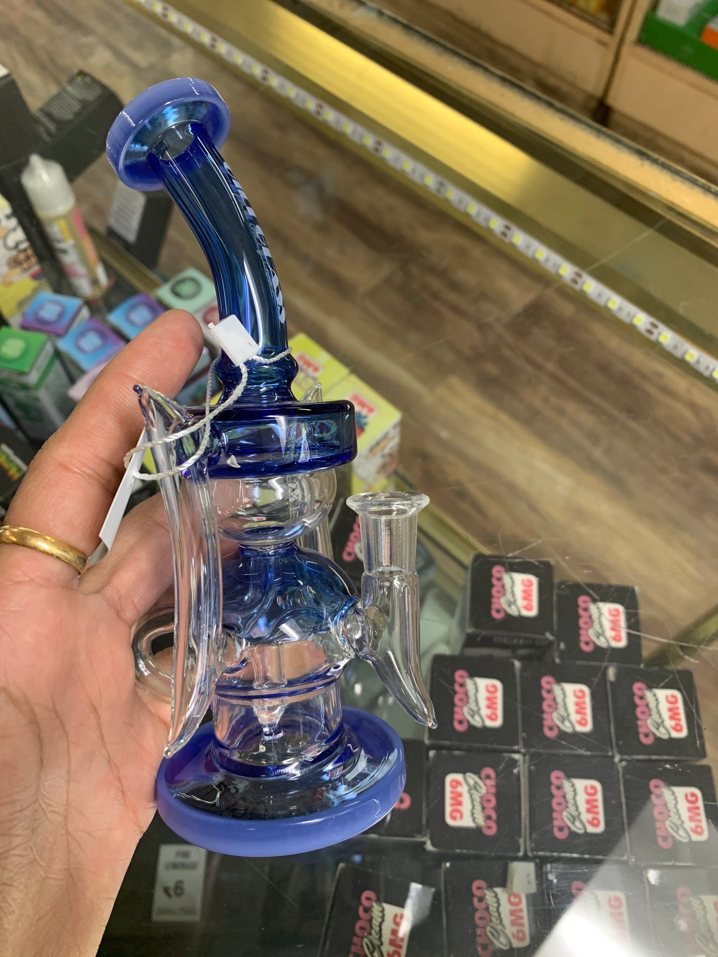 Gili Glass Bong